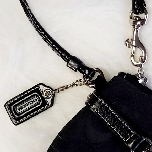 Coach Black Signature/Snakeskin Wr… - Picture 4 of 9